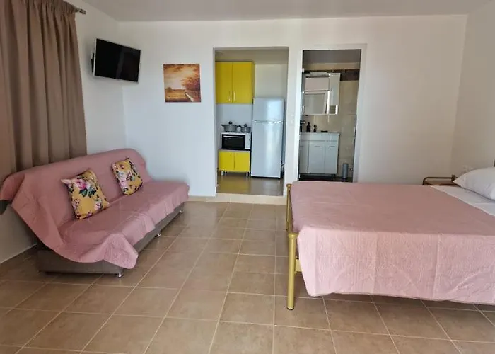 Solymar Prive Archangelos (Rhodes)