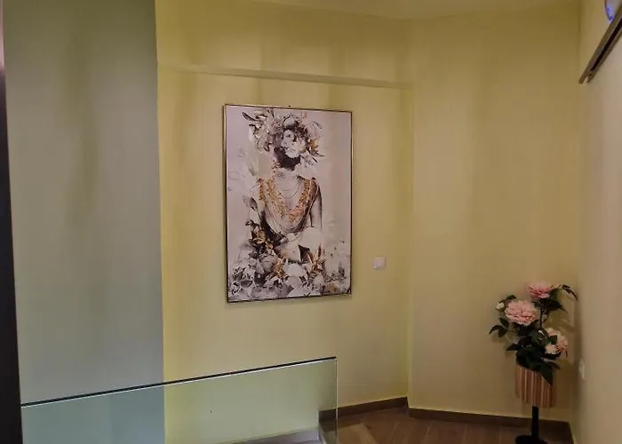 Solymar Prive Архангелос