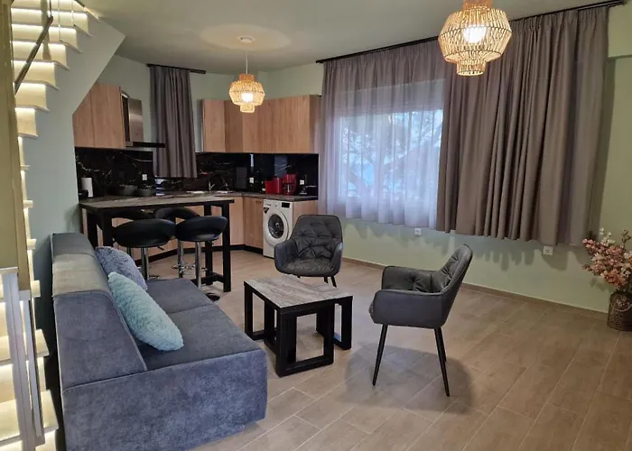 Solymar Prive Апартаменты Архангелос
