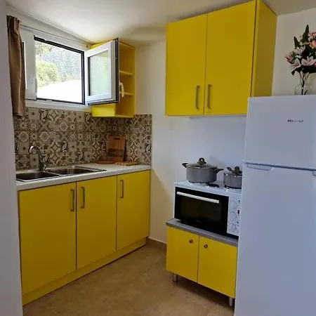 Solymar Prive Apartment *